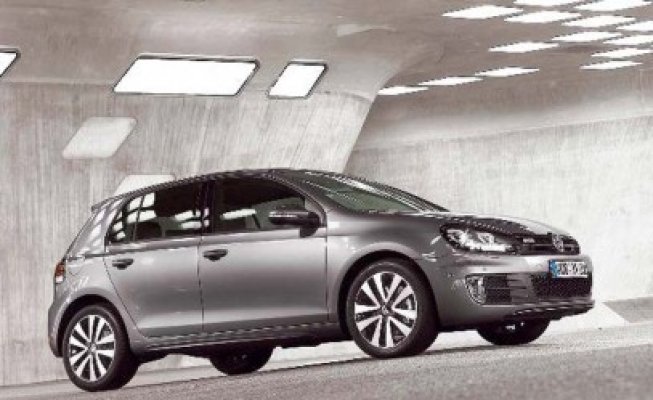 Volkswagen Golf a fost aleasă maşina anului 2013 în lume